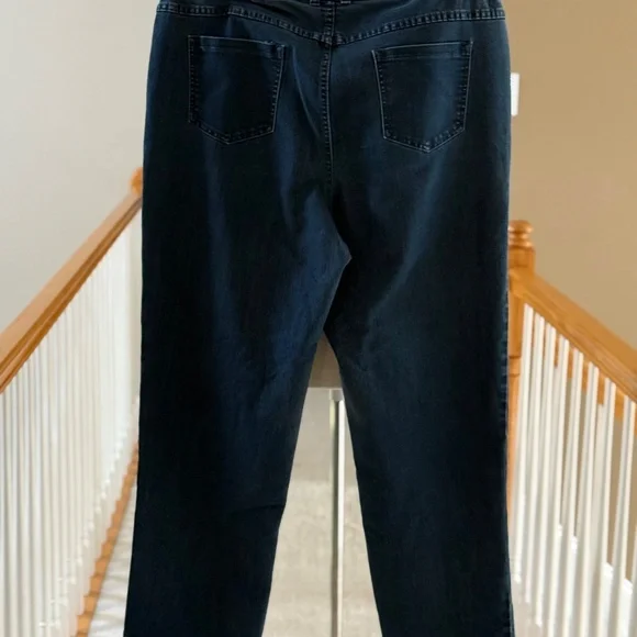 Women's Plus Jeans, Right Fit by Catherine's Straight Leg, Size 18W - Picture 2 of 11